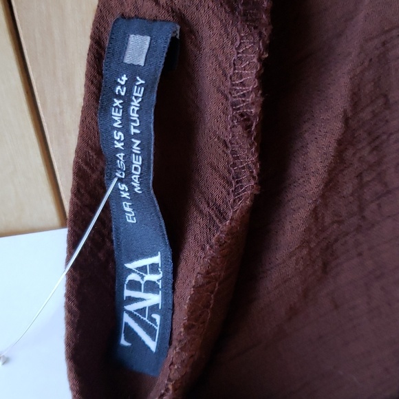 ZARA Asymmetrical top - Picture 8 of 11